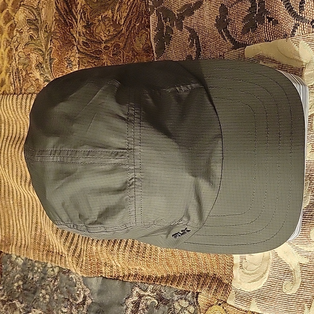 RLX Ralph Lauren One Size CAP Pre-Owned - Picture 2 of 16